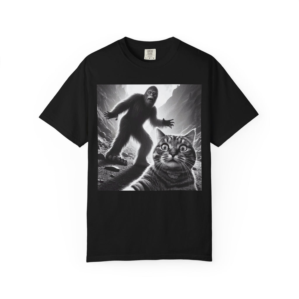 Funny Bigfoot Cat T-Shirt